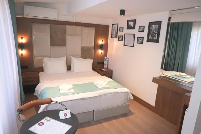 غرفة قياسية بسرير مزدوج، Grand Rue Hotel 3/10