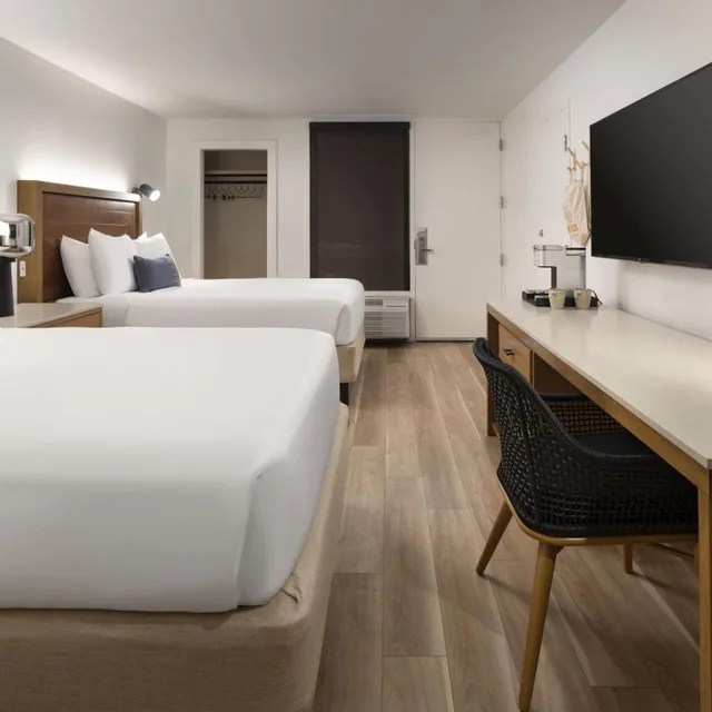 Room, 2 Queen Beds, with View, Middle Floor، Sky Rock Sedona, a Tribute Portfolio Hotel 4/6