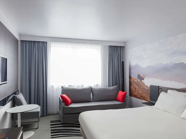 غرفة سوبيريور بسرير كوين مع أريكة، NOVOTEL EDINBURGH CENTRE 4/8