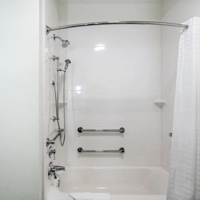 غرفة بسرير كينج لذوي الإعاقة، Candlewood Suites Nashville - Franklin 7/9