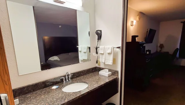 غرفة بسريرين كوين، Jasper Ridge Inn Ishpeming 7/7