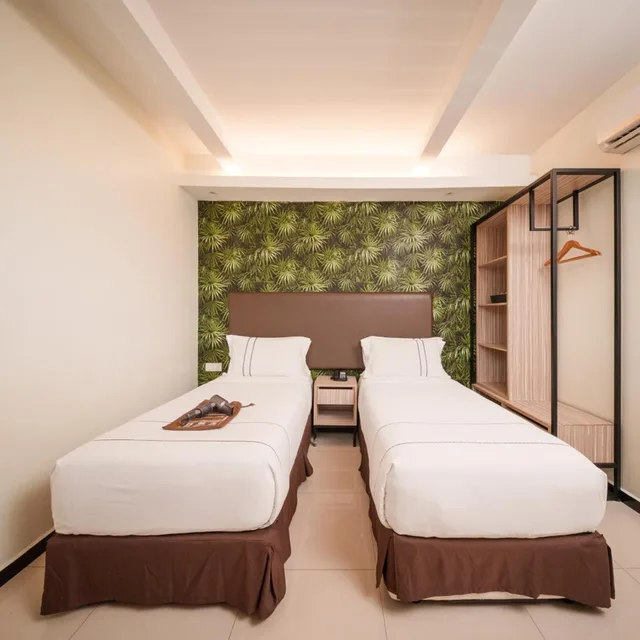 Deluxe, Twin Beds, The Mesui Hotel 4/10