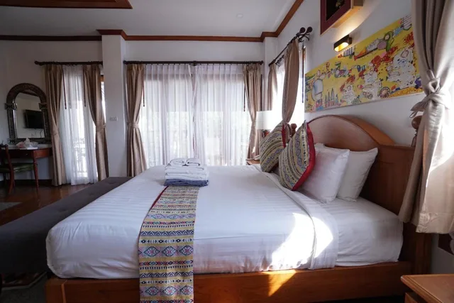 Deluxe, Suite, Balcony, Baan Huen Phen 5/10