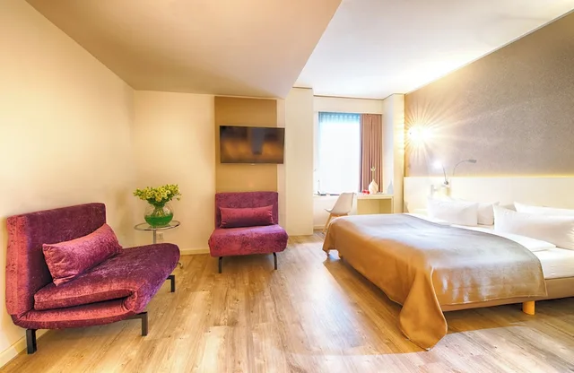 غرفة تنفيذية بسرير كينج، LEONARDO HOTEL BERLIN MITTE 2/7