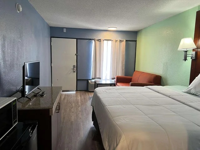 غرفة بسرير كينج للمدخنين، Americas Best Value Inn Blytheville 9/10