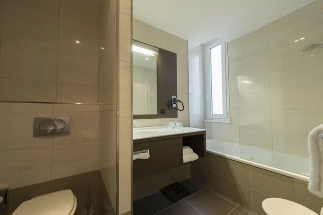غرفة تنفيذية بسرير كينج، Hotel Bristol 5/6
