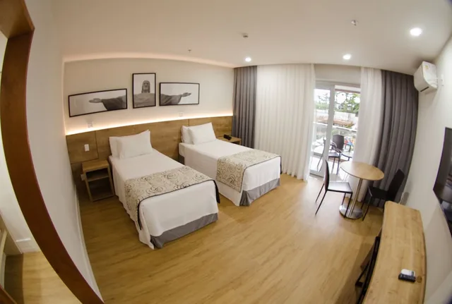 غرفة ديلوكس بسريرين منفصلين بشرفة، B&B HOTEL Rio de Janeiro Copacabana 6/9