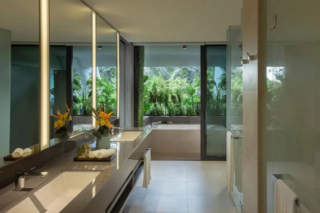 Prestige, Suite, King Bed, Pool Terrace، Dusit Thani Laguna Singapore 2/3