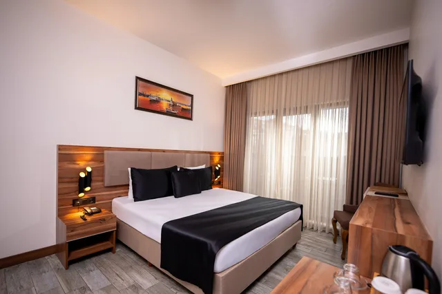 غرفة سوبيريور بشرفة، Mari Suites Hotel 2/8