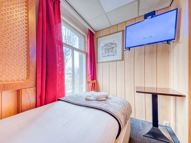 غرفة مفردة بشرفة، Di-Ann Hotel 5/6