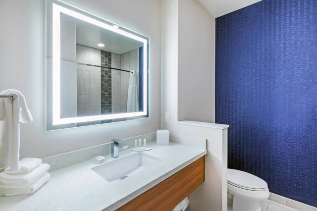 room, 2 queen beds, Fairfield Inn & Suites by Marriott Aberdeen 3/12