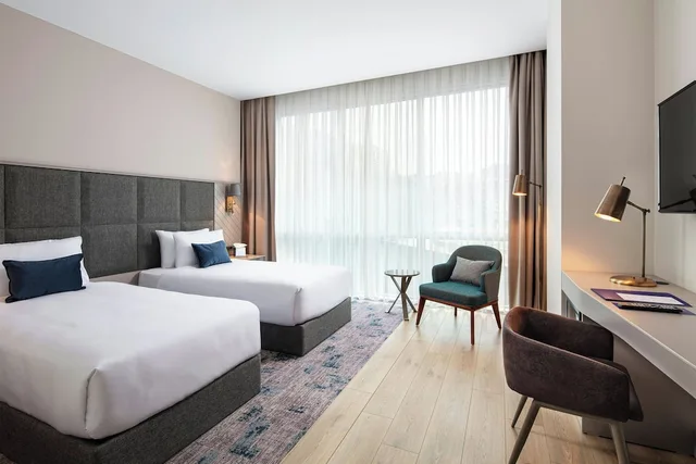 غرفة ديلوكس بسريرين منفصلين، Delta Hotels by Marriott Istanbul Kagithane 4/8