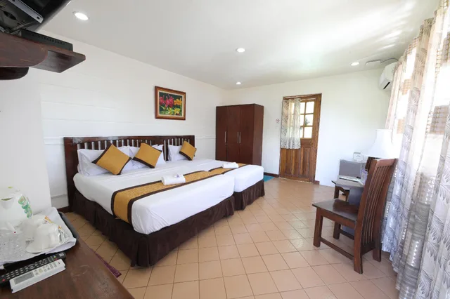 Land, Villa, Loreland Farm Resort 1/1