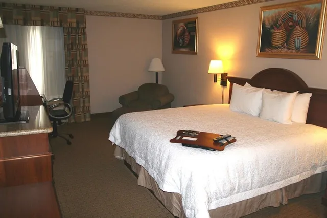 Room, King Bed, Accessible, Comfort Inn & Suites Portland Corpus Christi 6/9