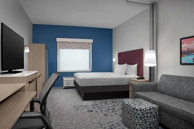 استوديو بسرير كينج بحوض استحمام لذوي الإعاقة، Home2 Suites by Hilton Weston Ft. Lauderdale 1/3