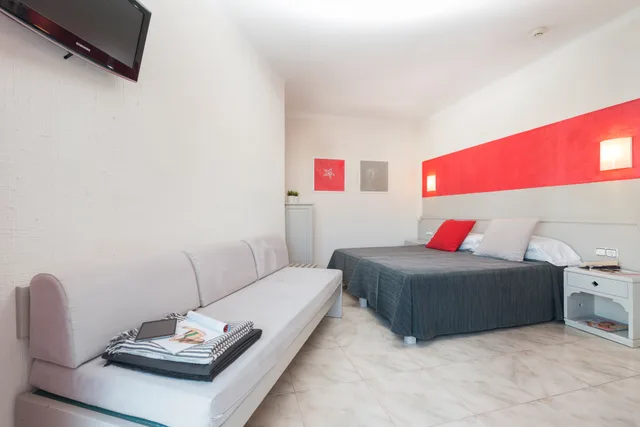 Standard, Triple, Playas del Rey Hotel 2/5