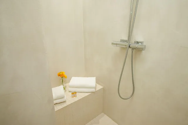 غرفة بسرير مزدوج بشرفة، Hotel Europe Saint Severin Paris 3/4