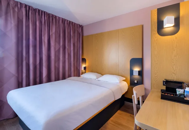 غرفة قياسية بسرير مزدوج، B&B Hotel Cannes La Bocca Plage 3/4