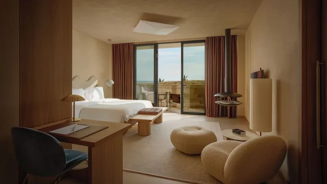 غرفة بسرير كينج بشرفة لذوي الإعاقة، Mamula Island By Banyan Tree 4/7