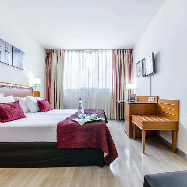 غرفة بسرير مزدوج، Exe Barbera Parc 5/9