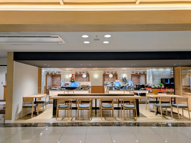 غرفة اقتصادية، Hokke Club Hiroshima 2/2