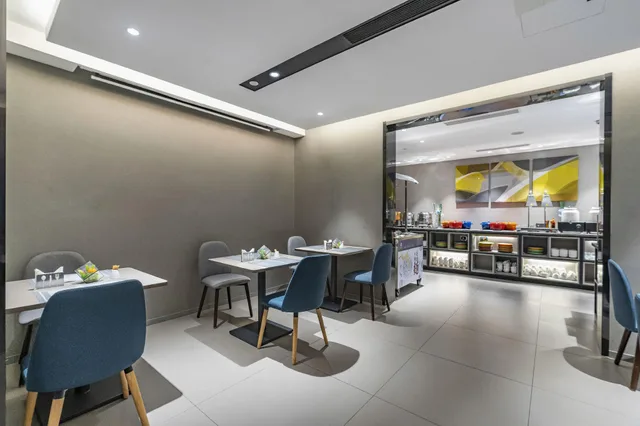 Home Inn Changshou Road، شانغهاي 29/42