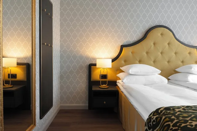 جناح جونيور، Thon Hotel Vasa 4/10
