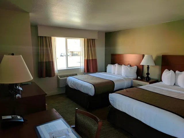 غرفة قياسية بسريرين كوين، Best Western Red Hills 5/10