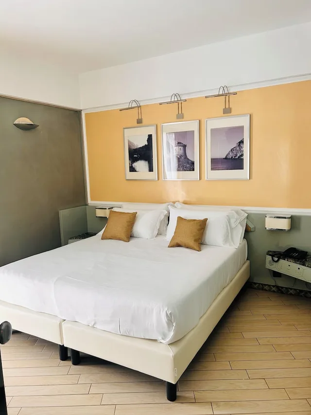 غرفة كلاسيكية بسريرين منفصلين بإطلالة على البحر، Circeo Park Hotel 1/10