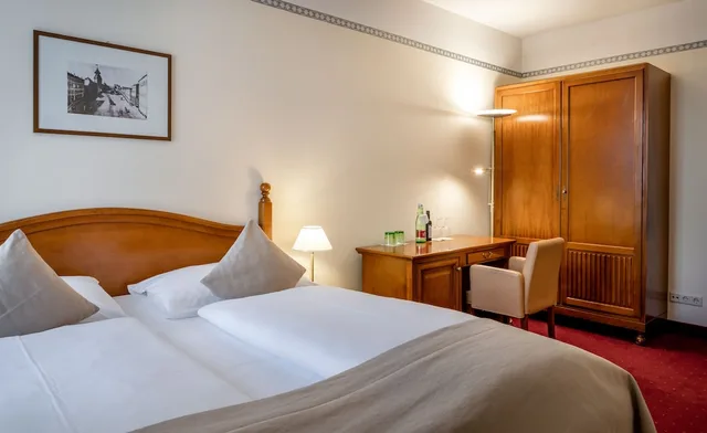غرفة كلاسيكية بسريرين منفصلين، Am Mirabellplatz Hotel 1/6