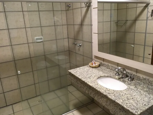 جناح بشرفة، Farina Park Hotel 5/5