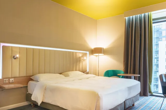 غرفة سوبيريور بسرير كينج، Radisson Hotel Manchester City Centre, A Verified Net Zero Hotel 7/10