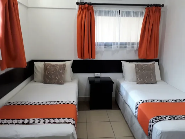 شقة ديلوكس بسريرين منفصلين بغرفتي نوم مع أريكة، Suva Motor Inn 2/9