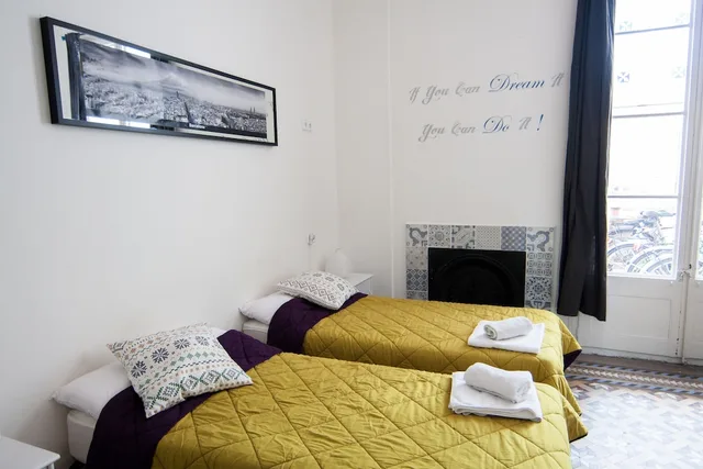 غرفة قياسية بسرير مزدوج بحمام مشترك، 360 Hostel Barcelona Arts&Culture 4/5