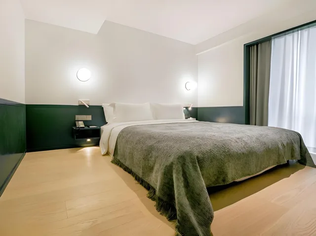 Style, Light, Luxury, Suite, Queen Bed, Sofa، Leeden Hotel Guangzhou 1/1