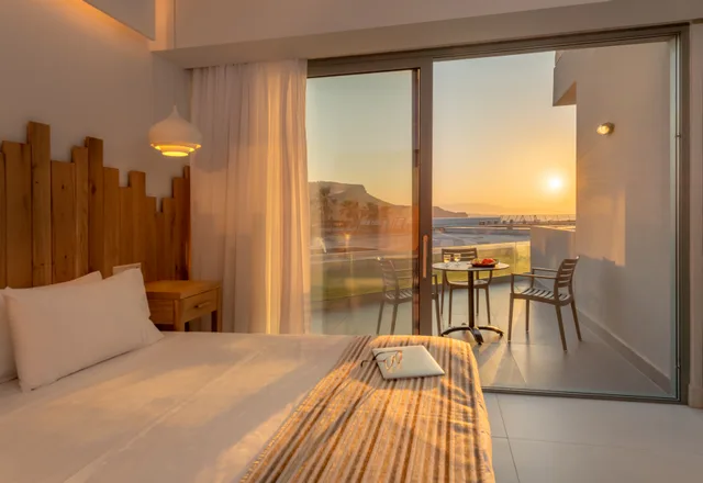 غرفة عائلية بأربعة أسرّة، Arina Beach Resort 2/2