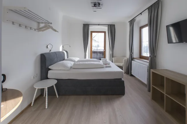 غرفة بريميوم ثلاثية بإطلالة على البحر بشرفة، Hotel Heimgartl 2/3
