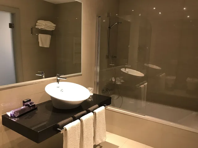 Room, Triple, Lagoon View، Dna Monse Spa Golf Hotel 3/3