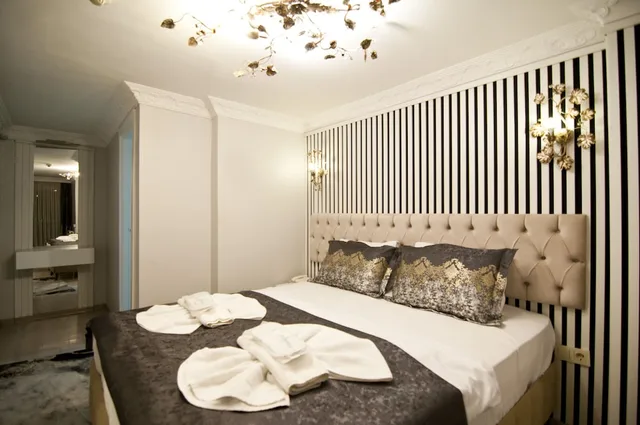 غرفة اقتصادية بسرير مزدوج بشرفة في طابق منخفض، Hotel Broken Column 2/10