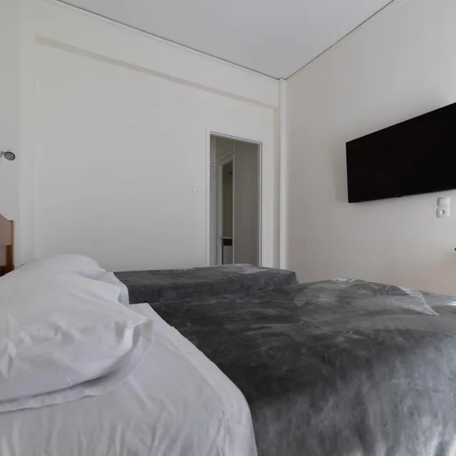 Comfort, Triple, Single Bed, Lateral Side Sea View، Delfini 7/10