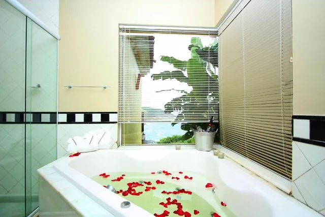Master, Suite, Triple, Sea View, Bathtub, Uni Boutique Hotel & SPA 6/6