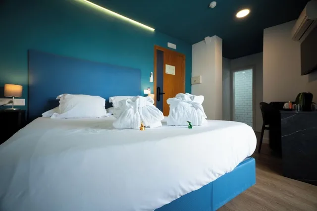 غرفة سوبيريور بسريرين منفصلين، Hotel Sireno Torremolinos Adults Only 2/2