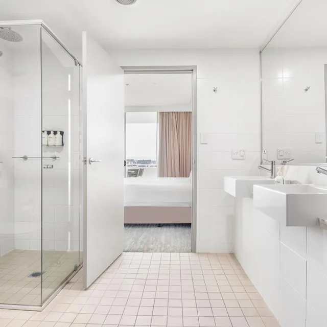 Sage, Suite, King Bed، Sage Hotel Wollongong 5/6