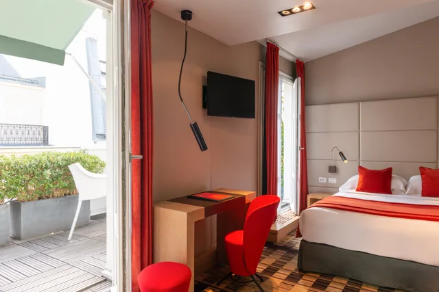 غرفة سوبيريور مفردة، Golden Tulip Opera de Noailles 2/5
