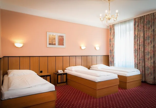 غرفة ثلاثية بثلاثة أسرّة، Gartenhotel Gabriel 3/5