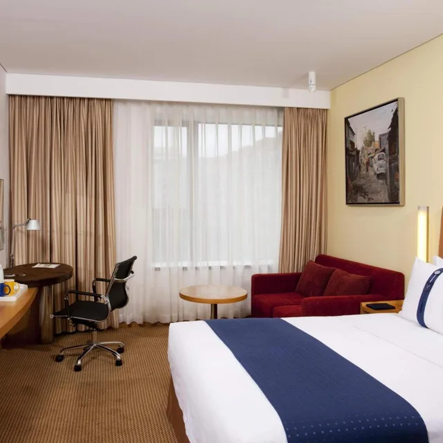 غرفة قياسية بسرير كينج وسرير كوين، Holiday Inn Express Temple of Heaven 4/8