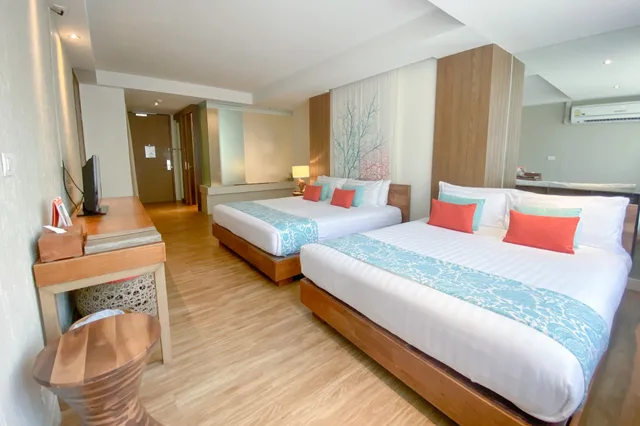 Family, 2 Beds, Bandara Beach Resort, Phuket 2/4