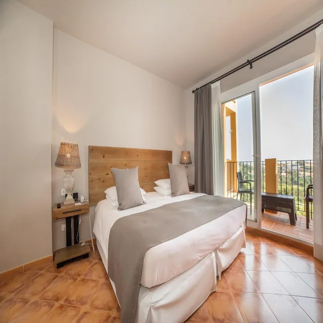 Superior, Double Bed, Balcony or Terrace، Ona Lomas Village - La Manga Club 3/4