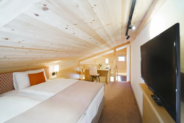 غرفة عائلية بإطلالة على الجبل، Hotel Gstaaderhof 1/9