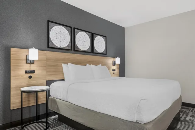 Standard, King Bed, Best Western Plus Indianapolis NW Hotel 3/10